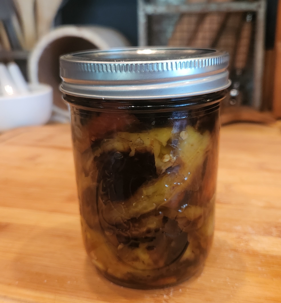 Preserved Roasted Peppers in Olive Oil